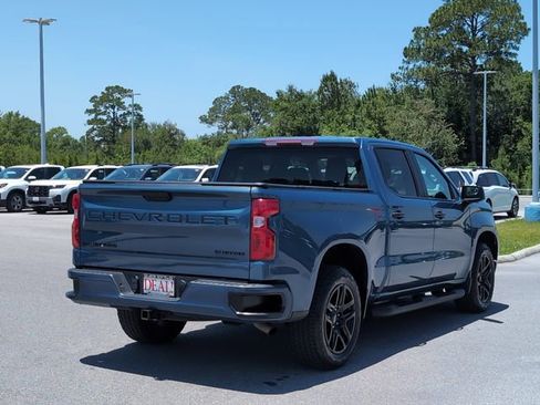 Used 2024 Chevrolet Silverado 1500 Custom w/ Turbomax Blackout Package RWD image 3