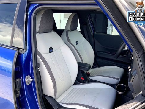 Certified 2025 MINI Cooper 4-Door Hardtop FWD image 7