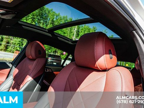 Used 2024 BMW X6 xDrive40i w/ Parking Assistance Package image 19