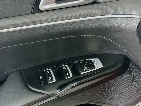 Used 2023 Kia K5 LXS image 15