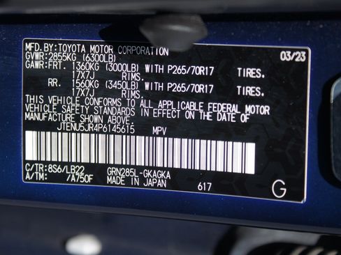 Used 2023 Toyota 4Runner SR5 Premium w/ Moonroof Package AWD/4WD image 27