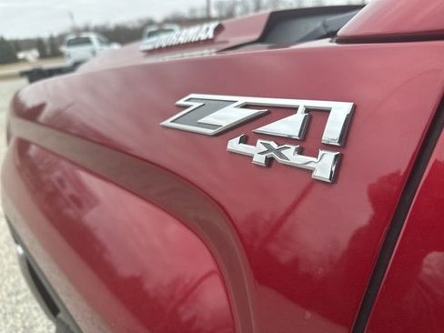 Certified 2019 GMC Sierra 2500 SLT w/ Duramax Plus Package image 7