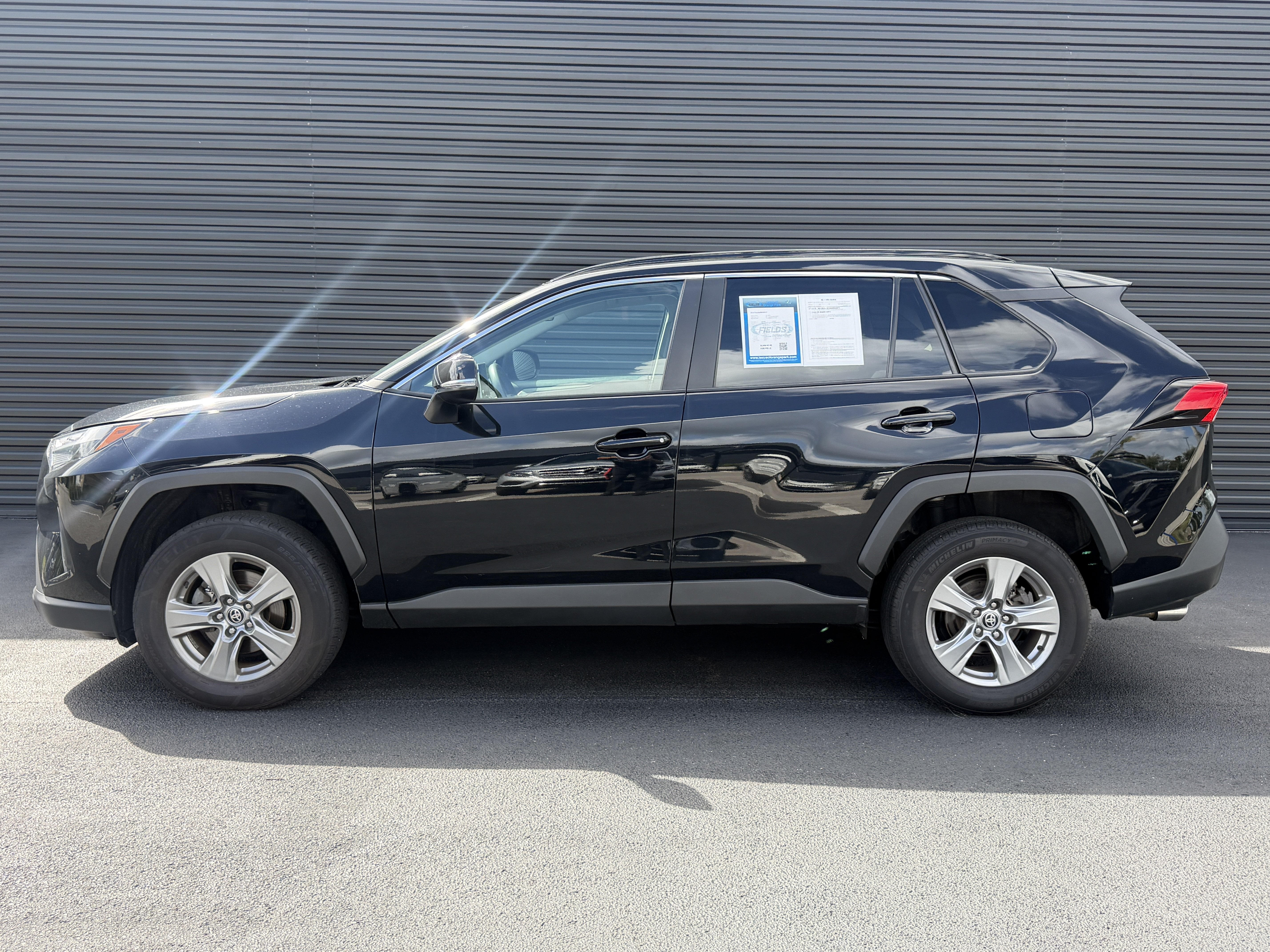 Used 2024 Toyota RAV4 XLE FWD image 2