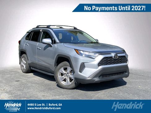 Used 2025 Toyota RAV4 XLE w/ Convenience Package FWD image 1