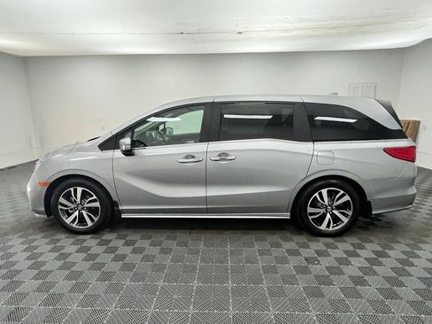 Used 2024 Honda Odyssey Touring image 13