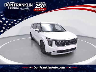 Used 2025 Kia Carnival