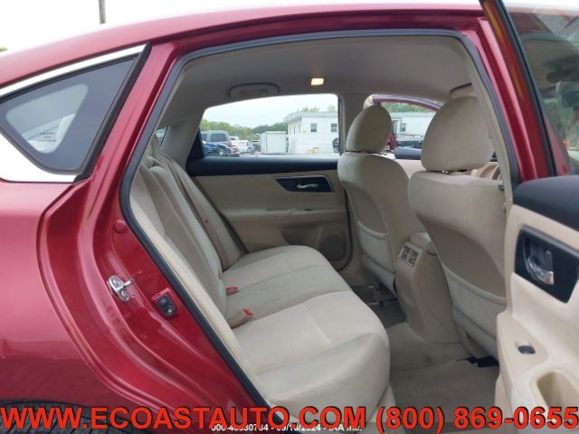 Used 2013 Nissan Altima 2.5 SV FWD image 5