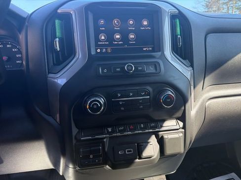 Used 2022 Chevrolet Silverado 2500 W/T w/ Gooseneck/5TH Wheel Package AWD/4WD image 19