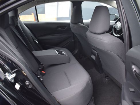 Used 2024 Toyota Corolla LE FWD image 11