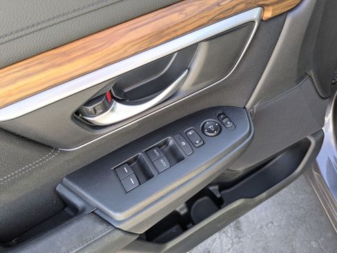 Used 2018 Honda CR-V EX image 15