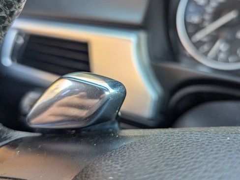 Used 2009 BMW 328i Coupe image 17