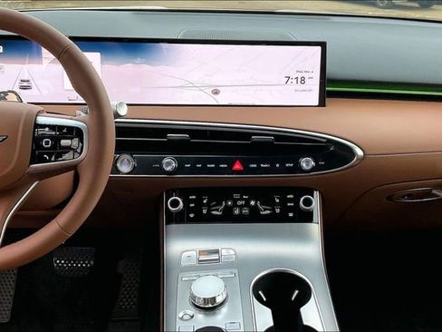 New 2026 Genesis GV70 2.5T Advanced image 6