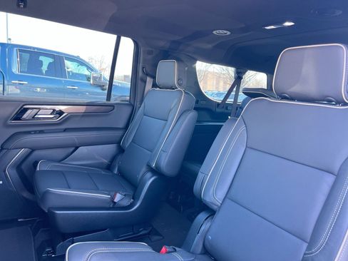 New 2026 GMC Yukon XL Elevation w/ LPO, Illumination Package image 20