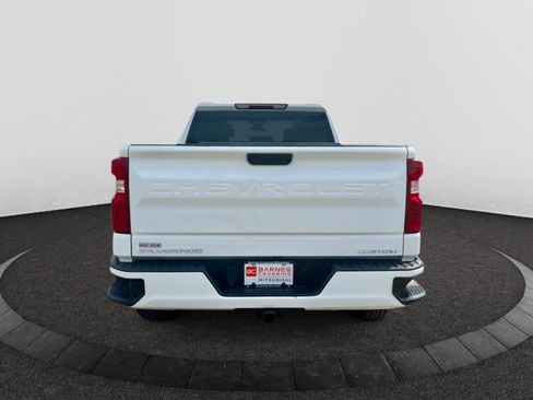 Used 2024 Chevrolet Silverado 1500 Custom image 6