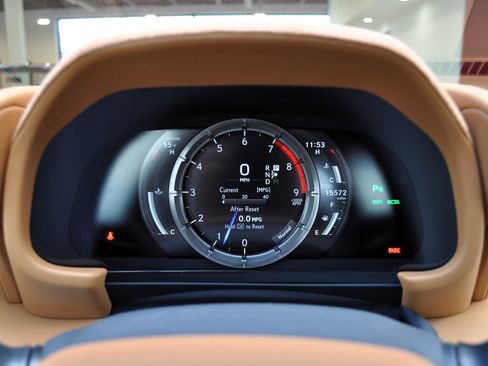 Used 2018 Lexus LC 500 Coupe w/ Performance Package image 30