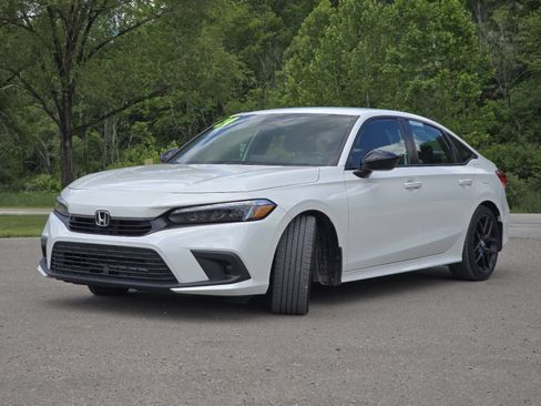 Used 2024 Honda Civic Sport image 12