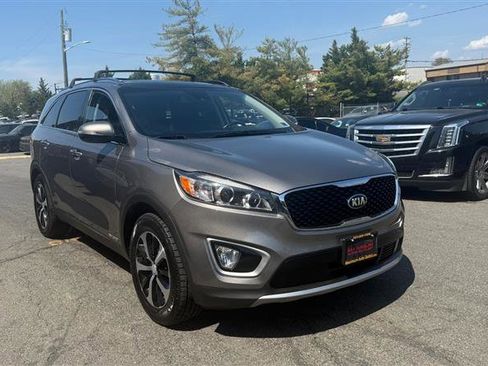 Used 2018 Kia Sorento EX w/ EX Advanced Touring Package AWD/4WD image 3