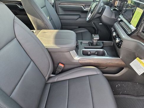 New 2026 GMC Sierra 1500 SLT w/ SLT Premium Package image 11