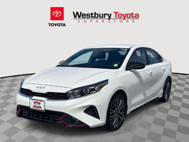 Used 2023 Kia Forte GT-Line FWD image 5