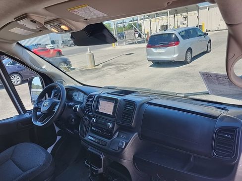 Used 2024 RAM ProMaster 2500 w/ Convenience Group FWD image 26