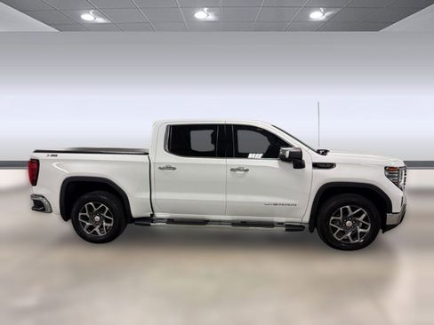Used 2023 GMC Sierra 1500 SLT w/ SLT Premium Plus Package AWD/4WD image 6