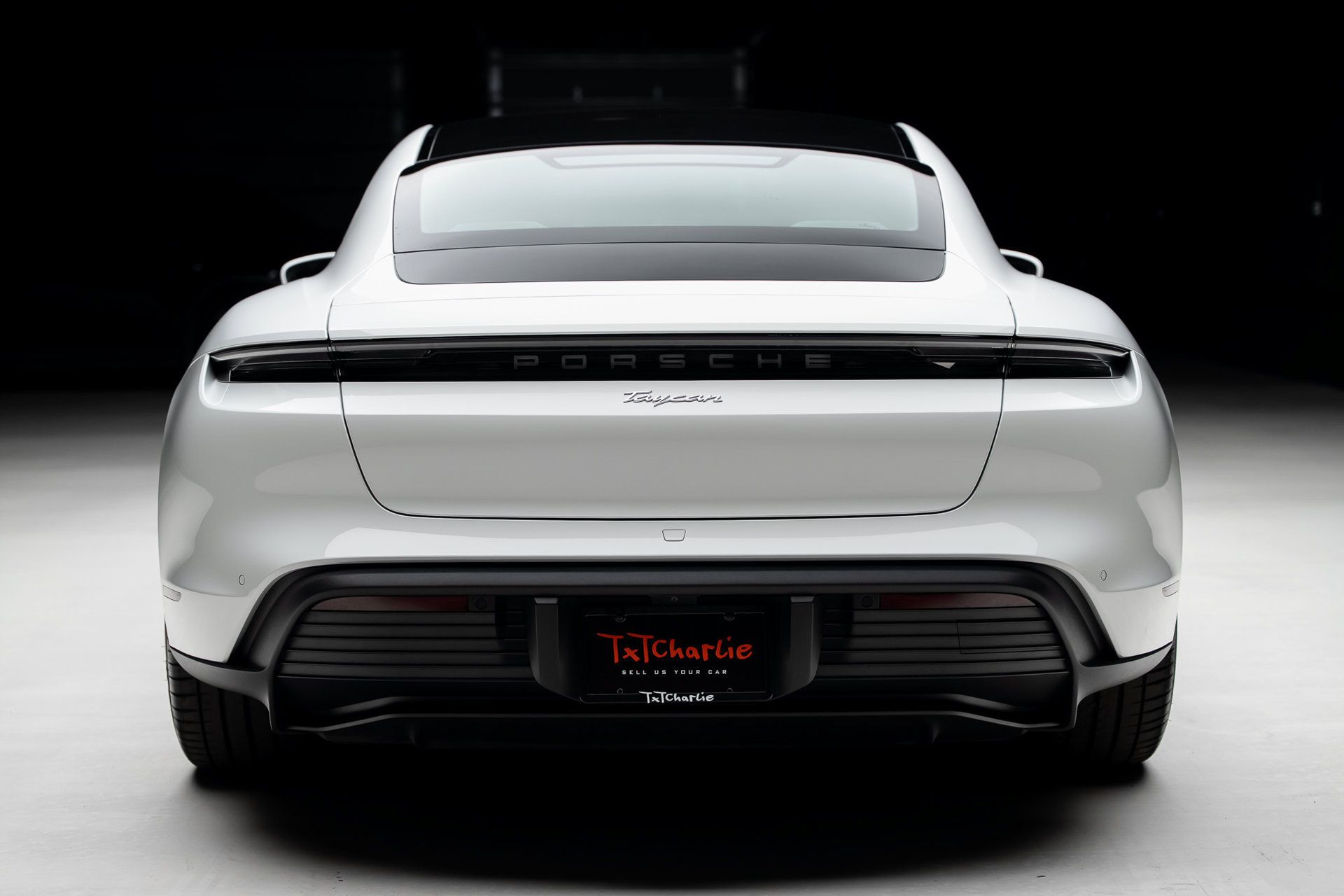 Used 2022 Porsche Taycan RWD image 26