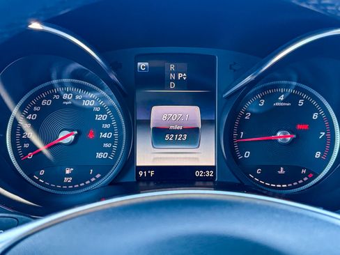 Used 2019 Mercedes-Benz GLC 300 image 21