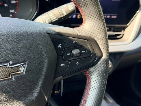 Used 2024 Chevrolet Trax RS w/ Driver Confidence Package FWD image 11