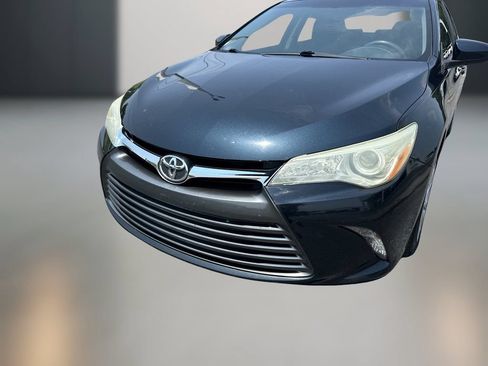Used 2016 Toyota Camry LE FWD image 11