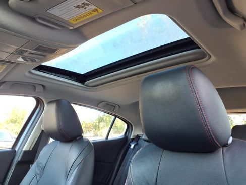 Used 2014 MAZDA MAZDA3 s Grand Touring w/ Technology Package FWD image 14