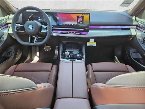 Used 2026 BMW i5 eDrive40 w/ M Sport Package RWD image 14