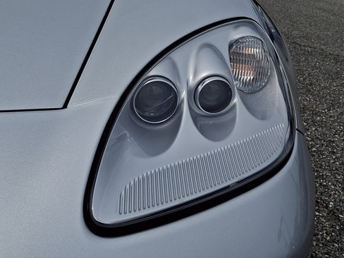 Used 2012 Chevrolet Corvette Grand Sport RWD image 11