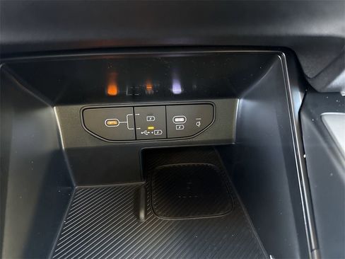 New 2026 Kia Sorento S image 38