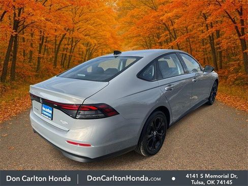 Used 2025 Honda Accord SE image 4