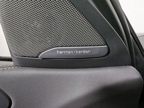 Certified 2024 BMW X6 M60i w/ Dynamic Handling Package image 16