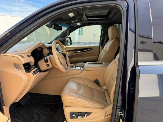 Used 2019 Cadillac Escalade ESV Platinum AWD/4WD image 15