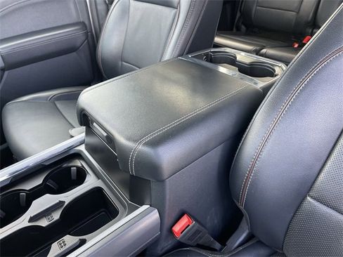 Used 2024 Ford F250 Lariat w/ Black Appearance Package image 21