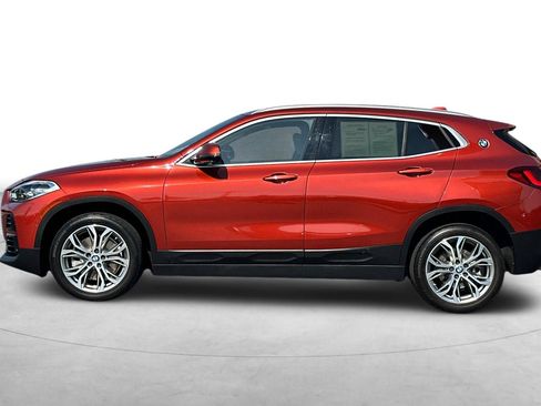 Used 2022 BMW X2 xDrive28i w/ Premium Package AWD/4WD image 3