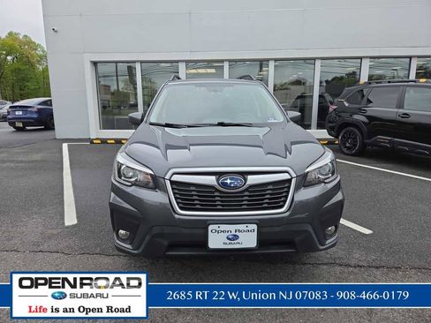 Used 2020 Subaru Forester Premium AWD/4WD image 2