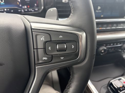 Used 2025 Chevrolet Silverado 1500 RST w/ Dark Appearance Package AWD/4WD image 18