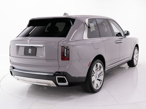 New 2026 Rolls-Royce Cullinan AWD/4WD image 5