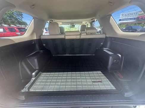 Used 2021 Toyota 4Runner Limited AWD/4WD image 13
