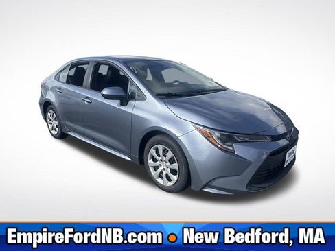 Used 2023 Toyota Corolla LE image 1