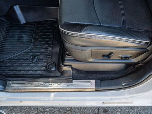 Used 2019 RAM 3500 Laramie image 18