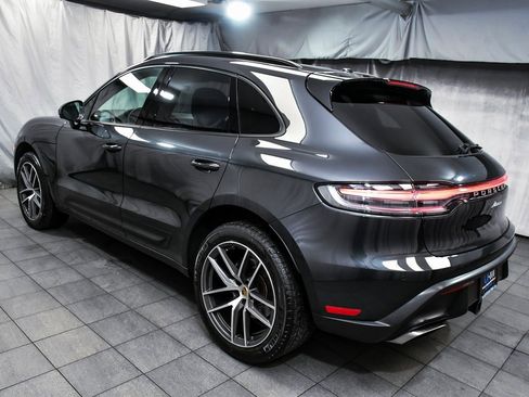 Used 2024 Porsche Macan image 4