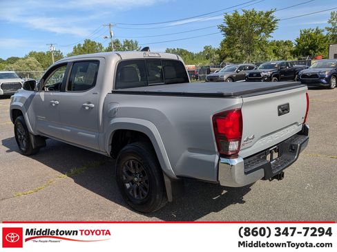 Certified 2020 Toyota Tacoma SR5 AWD/4WD image 5