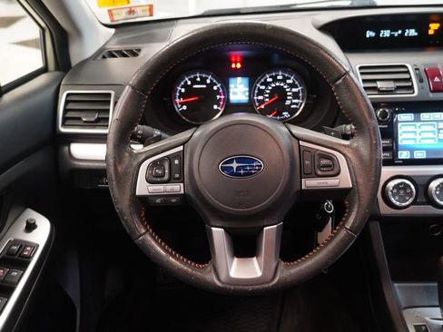 Used 2017 Subaru Crosstrek 2.0i Premium w/ Moonroof Package AWD/4WD image 11