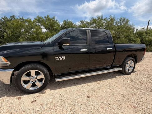 Used 2015 RAM 1500 Lone Star RWD image 1