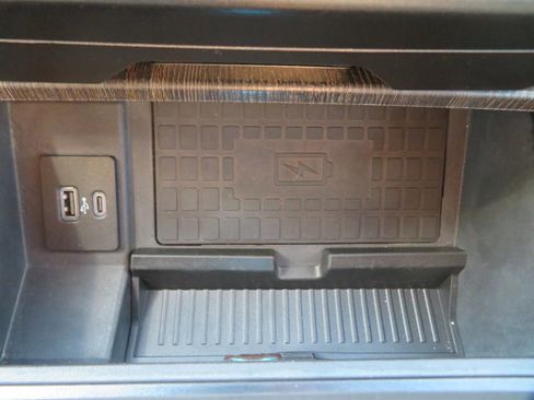 Used 2020 Ford F250 Lariat w/ Lariat Ultimate Package image 30