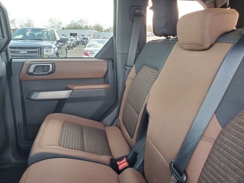 Used 2023 Ford Bronco Outer Banks image 17